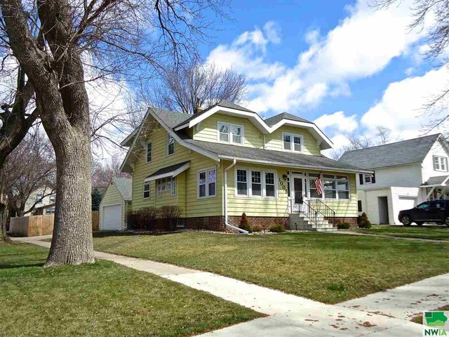 1005 W 5th St, Sulphur Springs, IA 50588