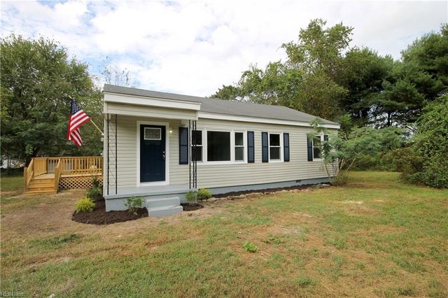 19418 Tomlin Hill Dr, Zuni, VA 23898
