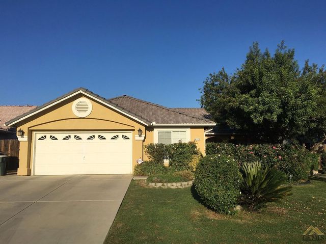 4329 Holster Dr, Bakersfield, CA 93312