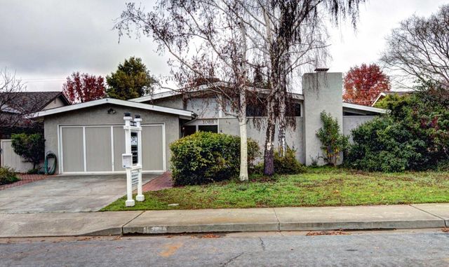 1088 Rembrandt Dr, Sunnyvale, CA 94087