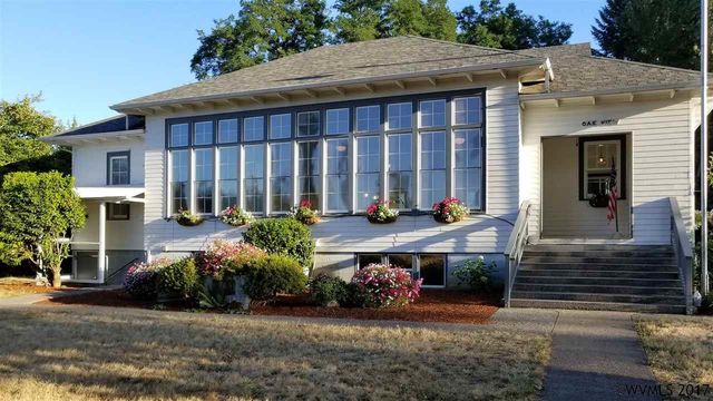 38181 Gilkey Rd, Scio, OR 97374