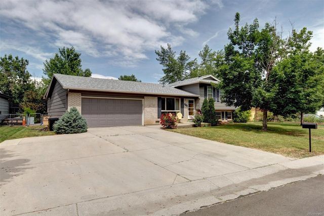 9559 W Eureka Pl, Denver, CO 80227