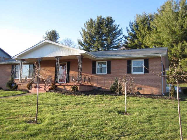 499 Partridge Dr, Princeton, WV 24740