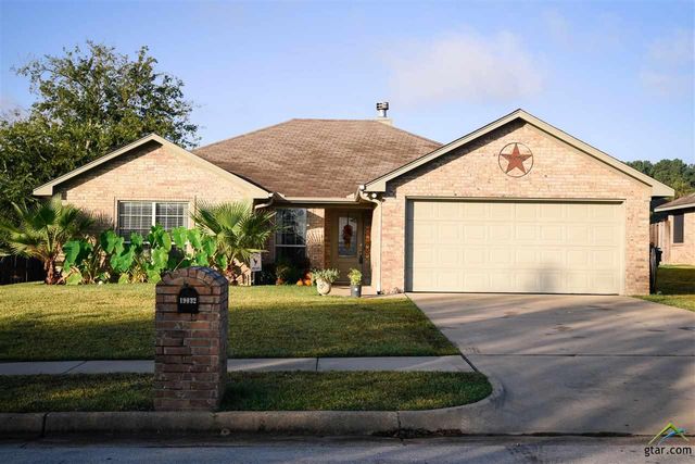 19032 Winstar Dr, Flint, TX 75762