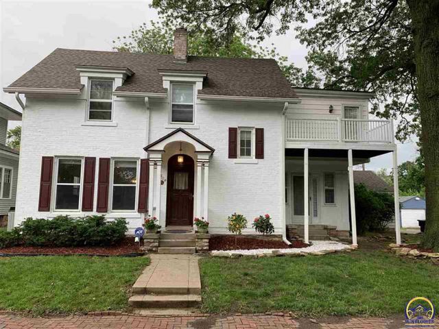 1504 Sw Mulvane St, Topeka, KS 66604