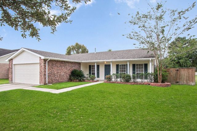 98 Riviera Dr, Slidell LA  70460-5150 exterior