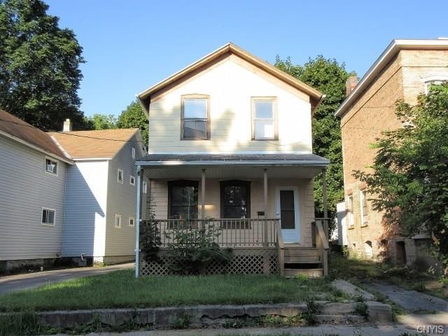41 Jefferson St, Auburn NY  13021-3243 exterior