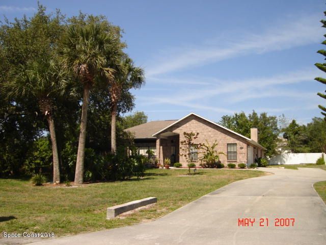 135 Dune Ln, Cocoa, FL 32927