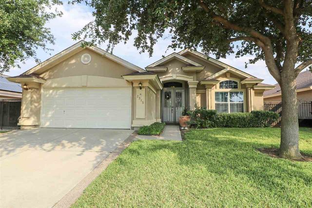 2313 Chimayo Rd, Laredo, TX 78045