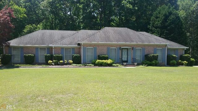 230 Thornton Dr, Fayetteville, GA 30214