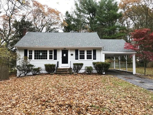 5 Kendall St, Walpole MA  02081-3608 exterior