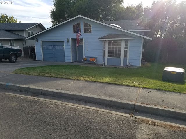 2218 Sw Quinney Dr, Cayuse, OR 97801