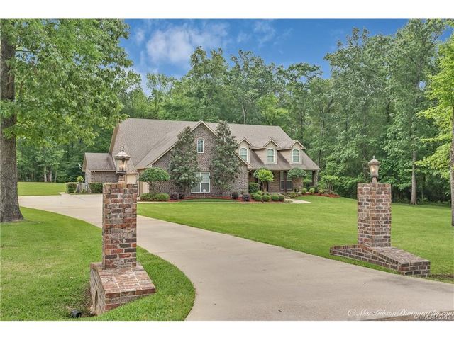 147 Juli Ln, Benton, LA 71006