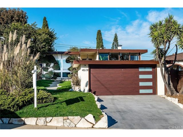 4519 131st St, Hawthorne CA  90250-5104 exterior