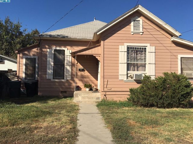 128 Myrtle St, Hanford, CA 93230-3931