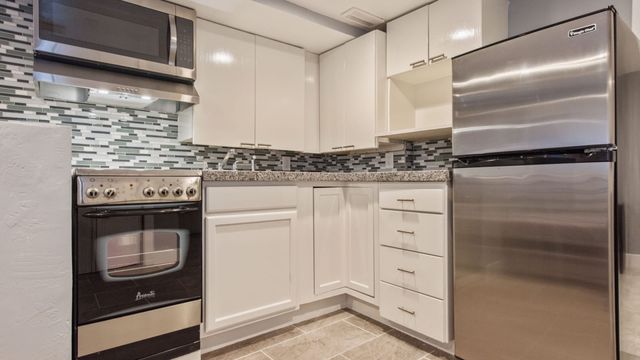 2807 Chadwick St, Salt Lake City UT  84106-3539 exterior