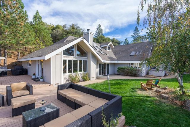16953 Mary Ln, Fiddletown, CA 95629
