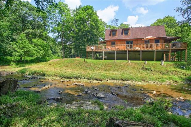 1242 Stitts Run Rd, Vandergrift, PA 15690