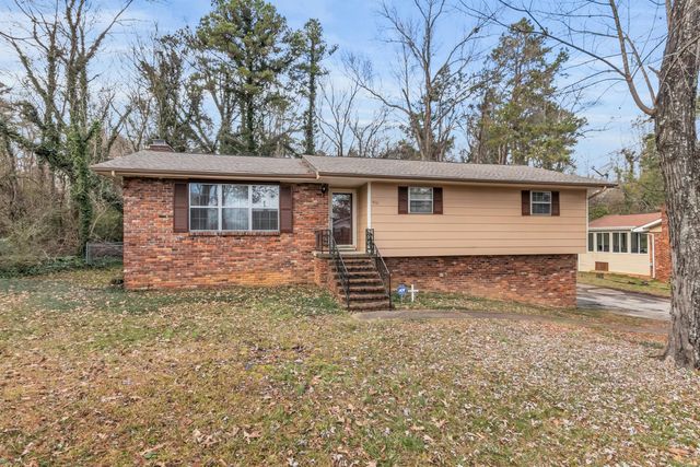 4111 Norcross Rd, Hixson, TN 37343-5025