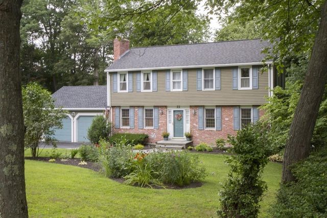 22 Red Coat Rd, Shrewsbury, MA 01545