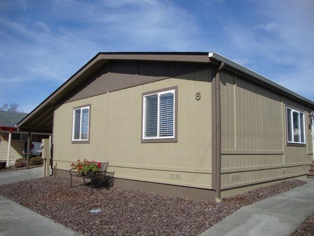 98045 Olsen Ln #8, Harbor, OR 97415